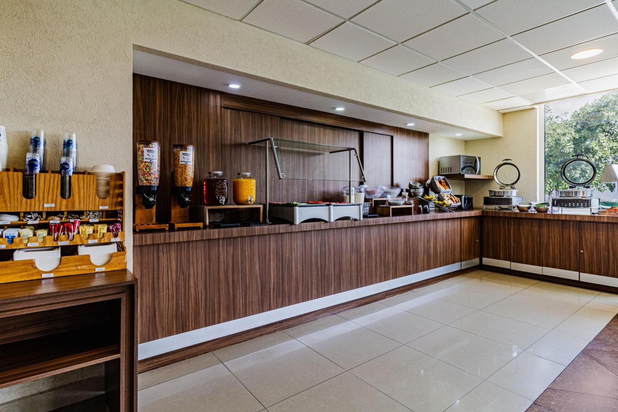 City Express By Marriott Tuxtla Gutierrez Exterior photo